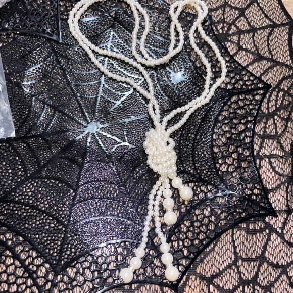 NWOT 1920s Accessories Pearls Necklace Faux Pearls For Gatsby, Flapper Cosplay - Picture 3 of 4